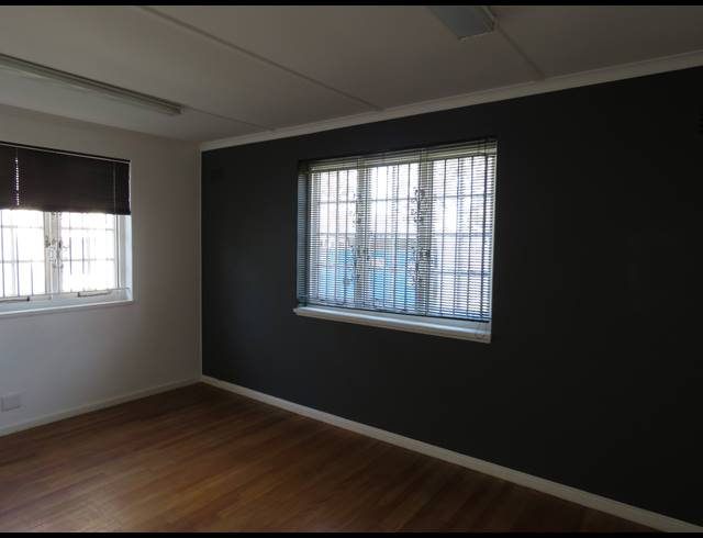 134.30M² OFFICE TO LET IN PAARDEVLEI